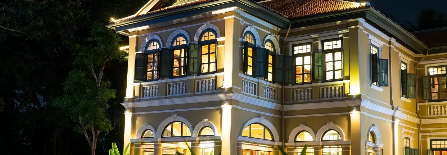 Как правильно освещать дом снаружи?